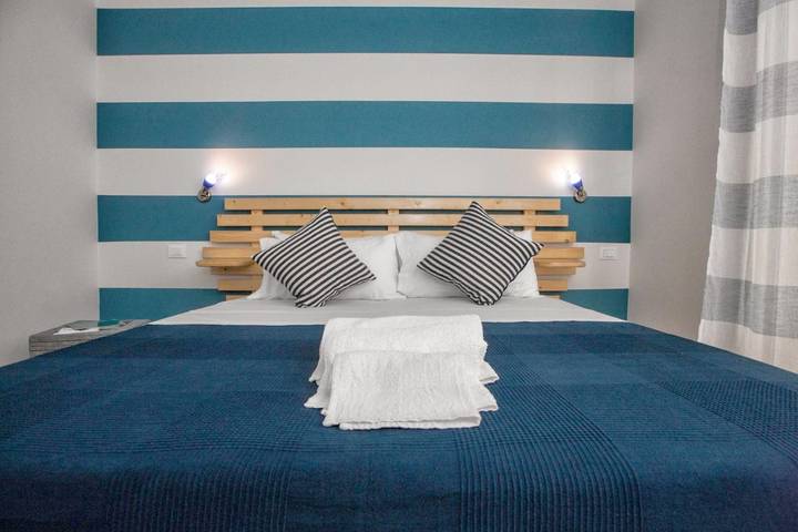 Ferienwohnung für 2 Personen, mit Balkon und Terrasse sowie Garten