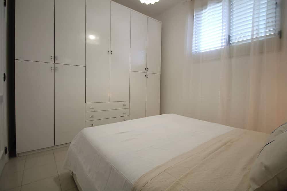 Entire apartment, Apartment a few meters from beaches and attractions in Baia Verde, Gulf of Taranto