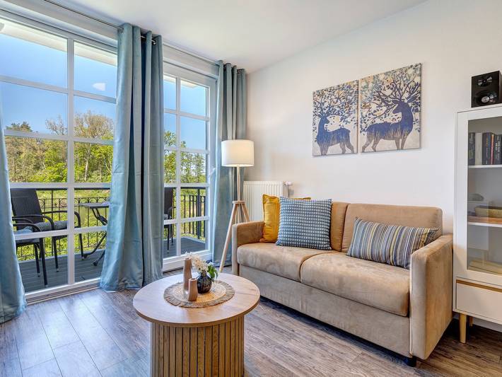 Ferienwohnung für 4 Personen, mit Seeblick und Sauna sowie Balkon am Balmer See