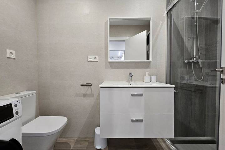 Apartamento entero, 1B105 Bonito apartamento en zona exclusiva in Gijón, Costa Verde