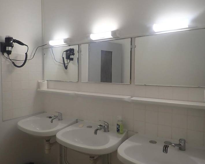 Gîte pour 10 personnes, avec vue et jardin, animaux acceptés à Viam - 4