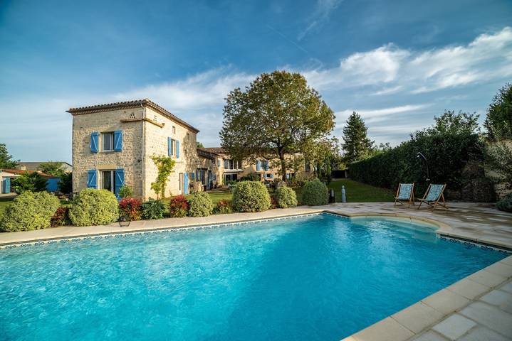 Gîte pour 4 personnes, avec piscine