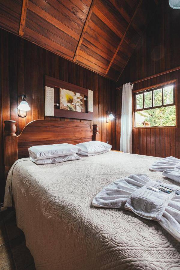 Hôtel pour 3 personnes, avec jardin et piscine