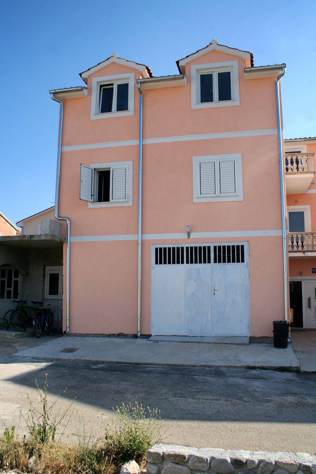 Ganze Wohnung, 1-Zimmer-Ferienwohnung mit Terrasse Vodice A-4214-c in Vodice, Šibenik-Knin