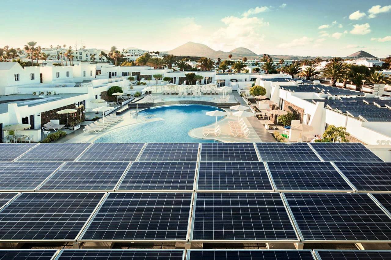 Aparthotel para 10 personas con piscina in Puerto del Carmen, Tías