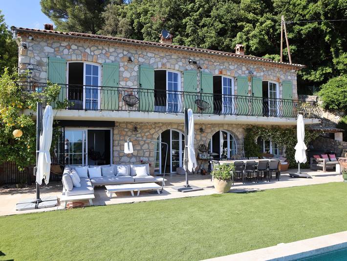 Ferienhaus für 8 Personen, mit Terrasse und Garten sowie Pool in Grasse