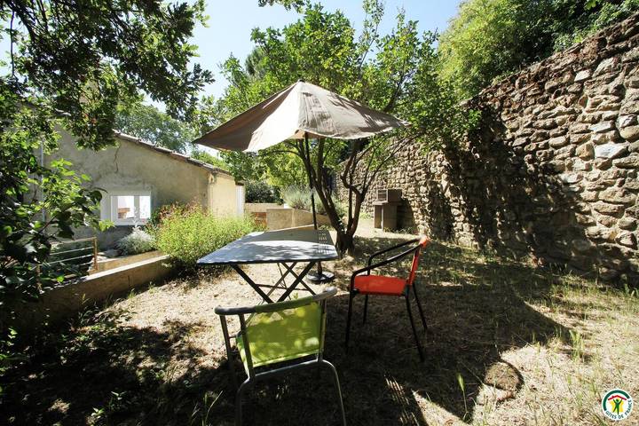 Gîte for 6 people, with view and terrace as well as pool and garden - 1