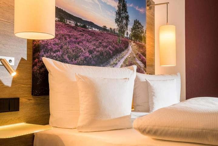 Hotel für 2 Personen, mit Whirlpool und Terrasse sowie Garten und Pool in Celle