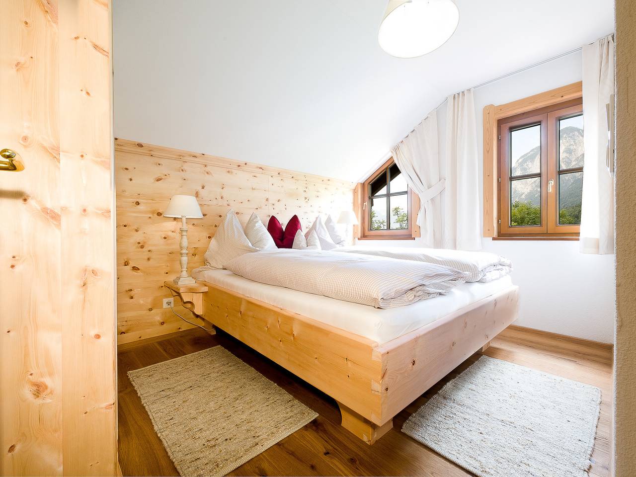 Apartamento de férias inteiro, Appartement  5 "Zirbenenst" in Innsbruck, Innsbruck-Land