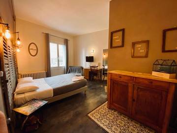 Hôtel pour 2 personnes, avec vue à Cournon-d'Auvergne