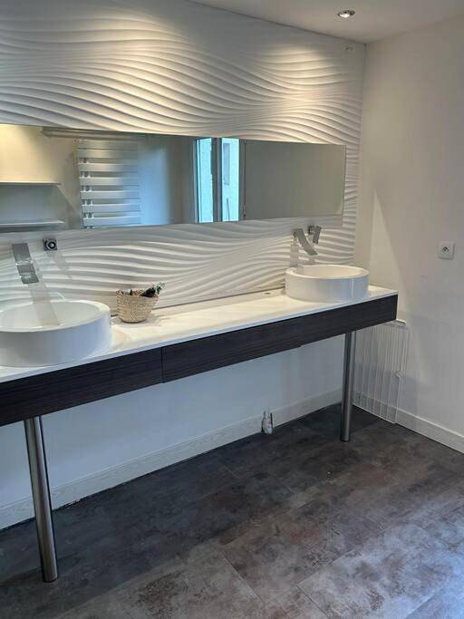 Location de vacances pour 6 personnes, avec piscine à Bièvres - 4