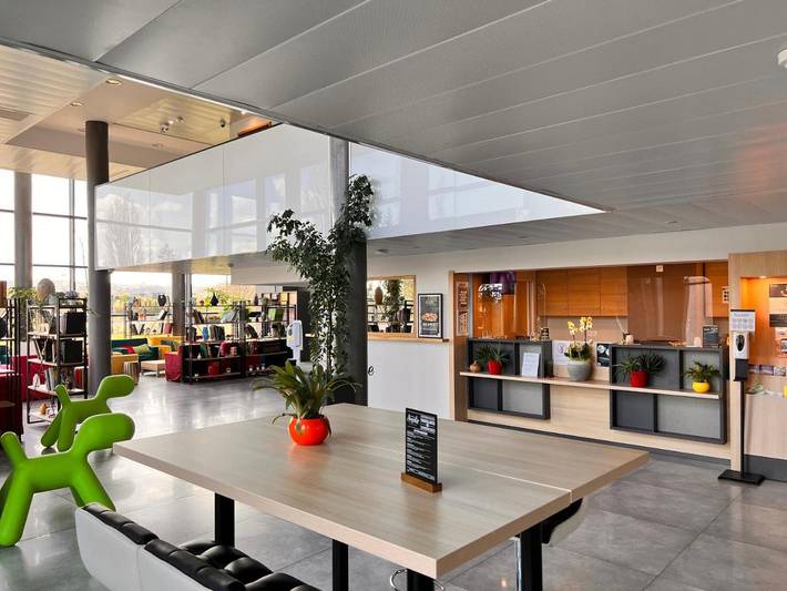 Hôtel pour 4 personnes, avec jardin à Woippy - 2