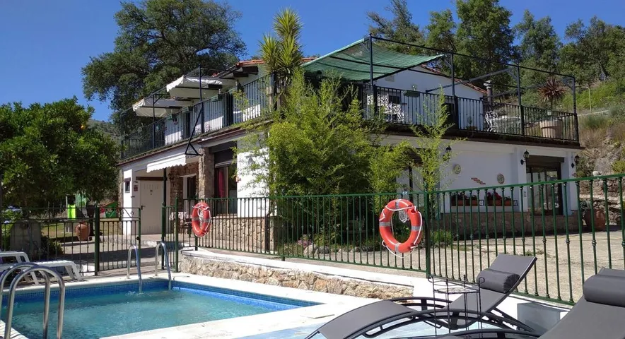 Casa de vacaciones para 12 personas, con piscina y jardín además de sauna y jacuzzi, Familias con niños - 1