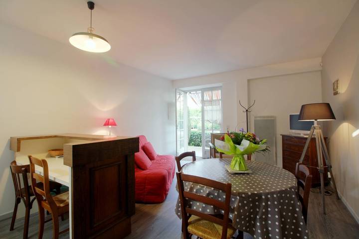 Gîte pour 2 personnes, avec jardin et piscine à Argelès-Gazost - 3