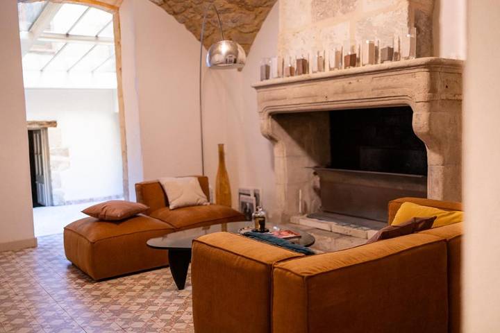 Maison d’hôte pour 4 personnes, avec vue ainsi que terrasse et piscine à Montfrin - 3