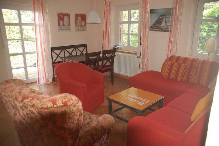 Ferienwohnung für 2 Personen, mit Balkon und Garten