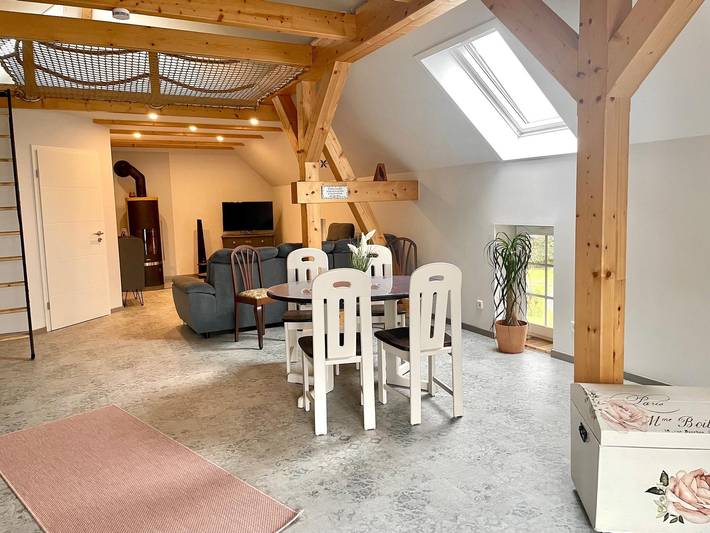 Ganze Ferienwohnung, Großzügige Ferienwohnung (70 qm) mit Süd-Balkon in Kreba-Neudorf, Oberlausitzer Heide- und Teichlandschaft