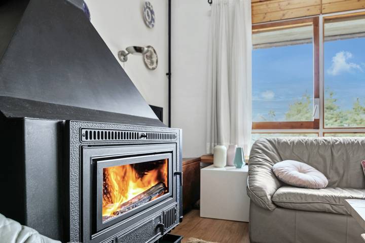 Entire apartment, Apartment 'Masella' with Mountain View, Shared Garden in Masella, Alp