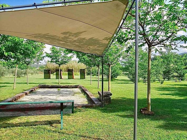 Location de vacances pour 2 personnes, avec Terrasse ainsi que Jardin et Piscine à Oppède