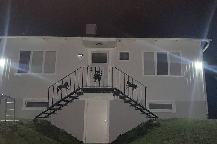 Ferienhaus 300 m zum Fluss mit Bademöglichkeit , Glasfaser schnelles Internet in Angermanland