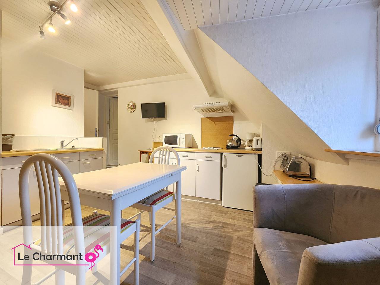 Apartamento entero, Apartamento acogedor cerca de los baños - 2 pers. in Luxeuil-les-Bains, Alto Saona