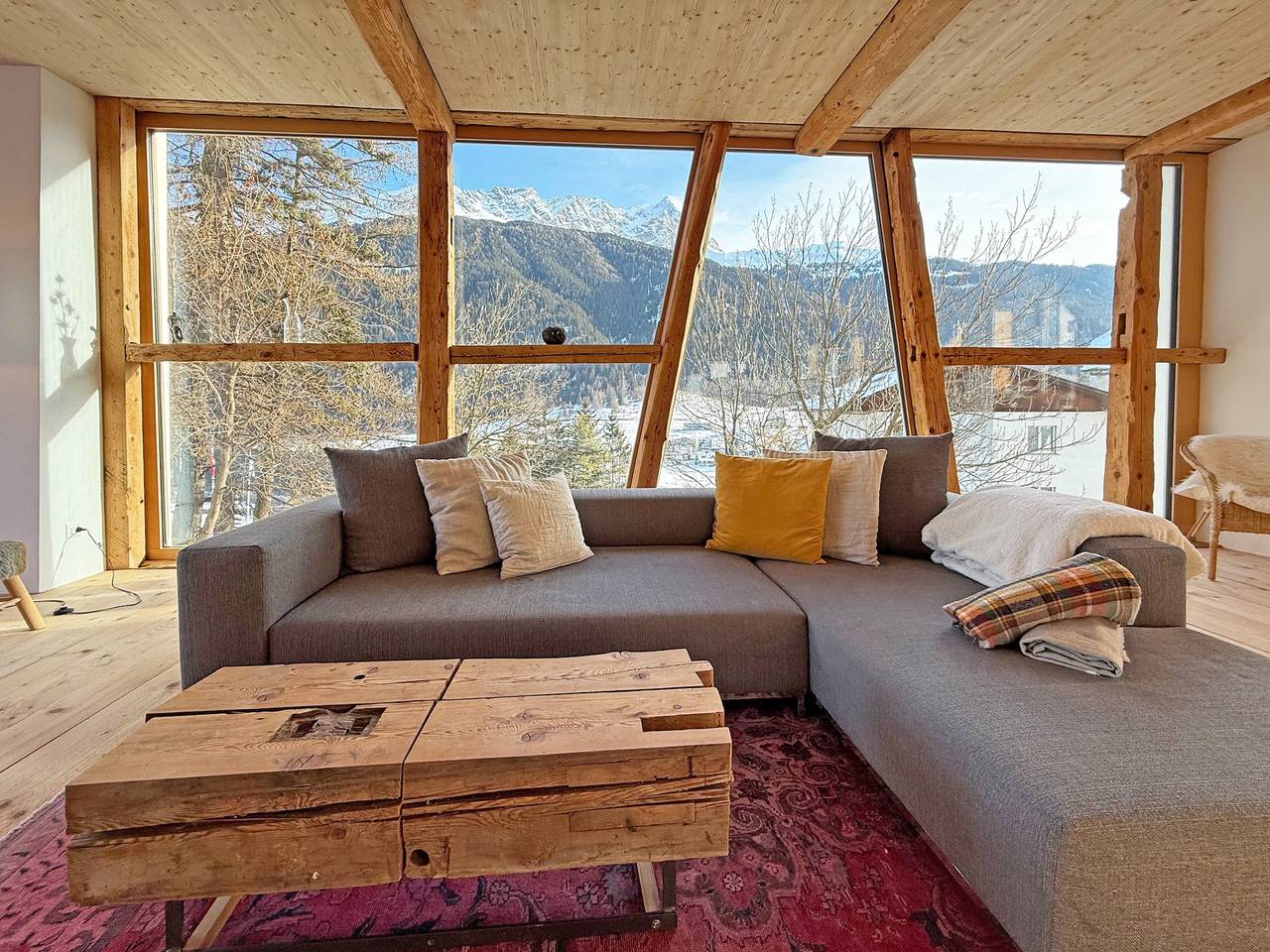 Design-Chalet mit Alpenpanorama in Surses, Oberhalbsteiner Alpen