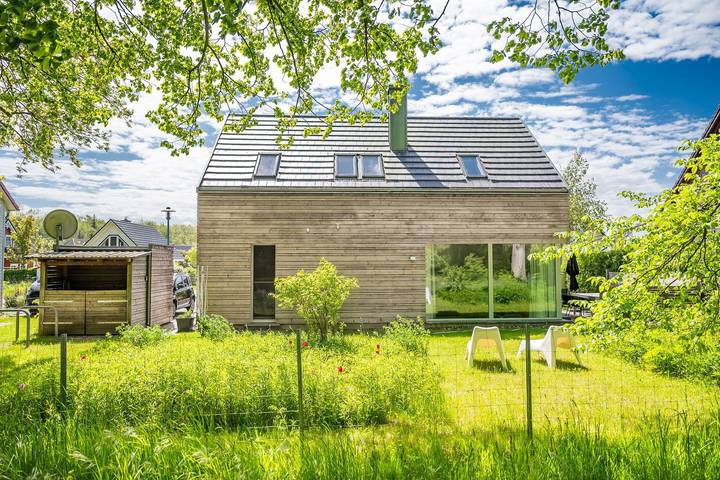 Ferienhaus für 6 Personen, mit Terrasse und Garten sowie Sauna