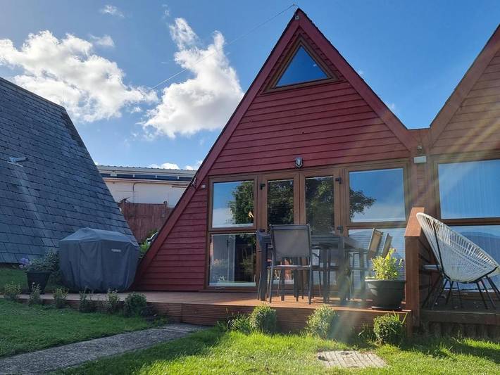 Chalet für 6 Personen, mit Kinderpool und Garten sowie Pool und Ausblick, kinderfreundlich - 1