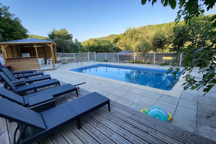 Maison de vacances pour 8 personnes, avec jardin à Saint-Sébastien-d'Aigrefeuille