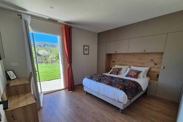 Location de vacances pour 8 personnes, avec jardin à Saint-Côme-d'Olt - 2