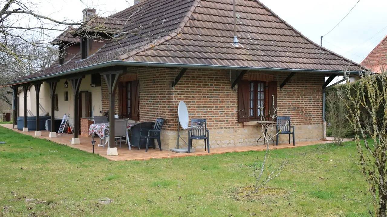 Maison de vacances pour 10 personnes avec sauna in La Chapelle-Naude, Région de Louhans