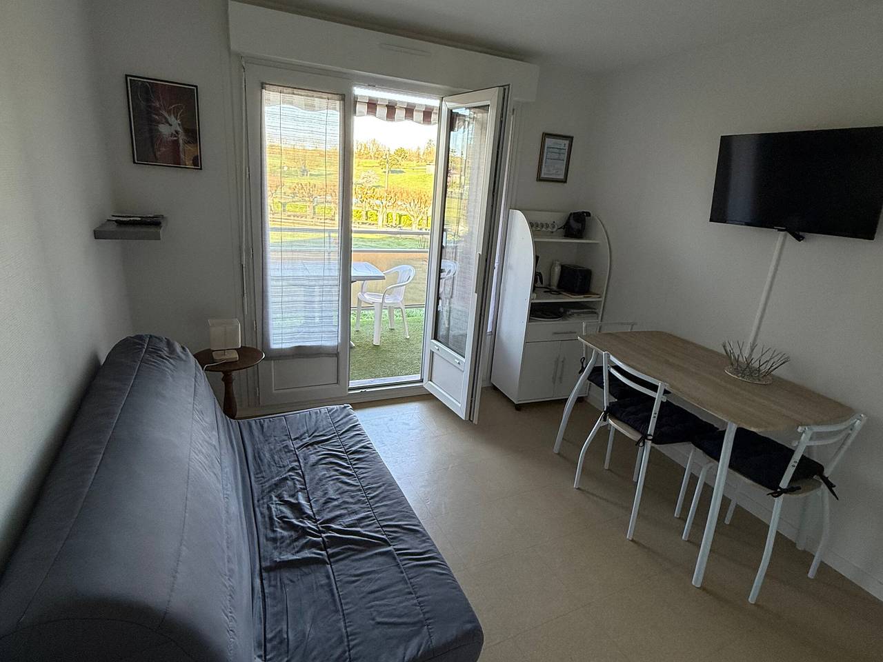 Ganze Wohnung, Wohnung mit Wifi und Haustiere erlaubt, in der Nähe der Thermen in La Roche-Posay in La Roche-Posay, Vienne