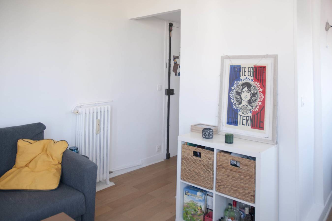 Ganze Wohnung, Nice apt With Open View In Clichy in Clichy, Hauts-de-Seine
