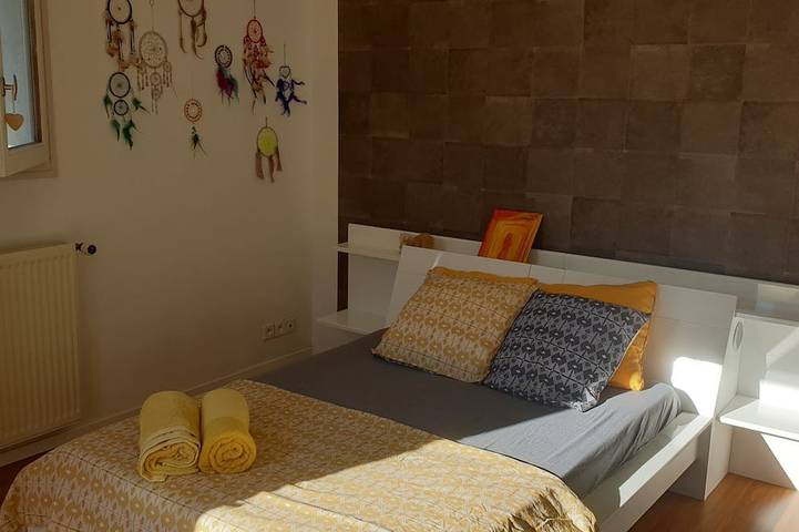 Location de vacances pour 9 personnes, avec balcon et jardin à Brison-Saint-Innocent - 3