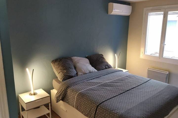 Location de vacances pour 8 personnes, avec jardin et terrasse à Uchaux - 2