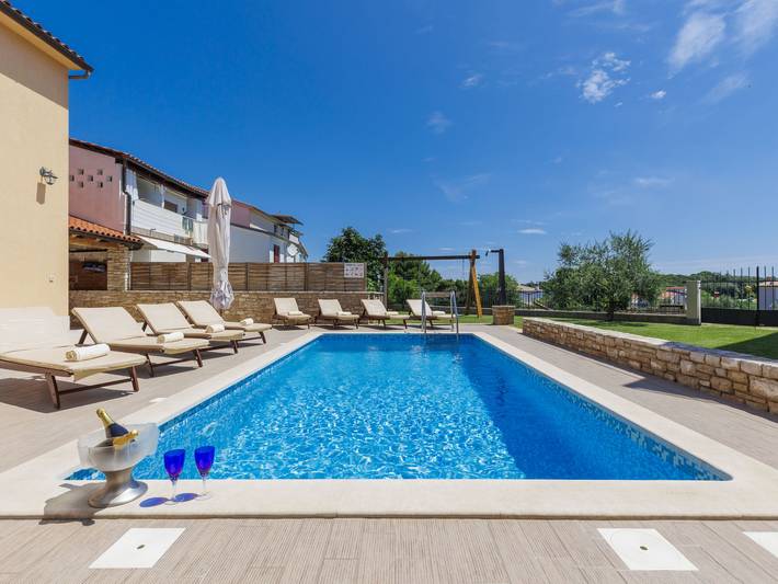 Maison de vacances pour 16 personnes, avec terrasse et jardin, animaux acceptés - 1