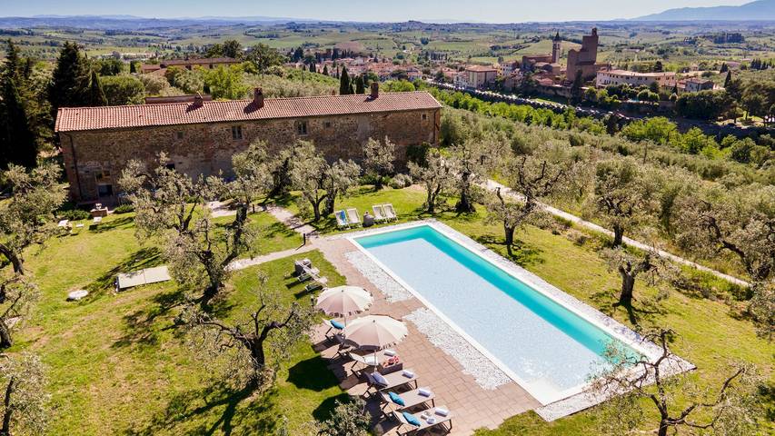Villa for 12 people, with Garden in Vinci