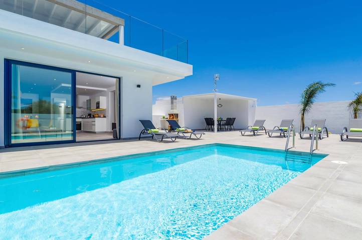 Villa für 6 Personen, mit Garten