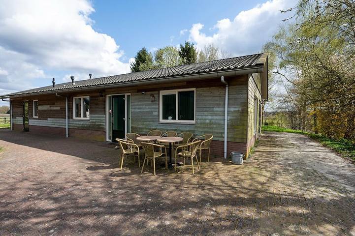 Ferienhaus für 8 Personen, mit Garten