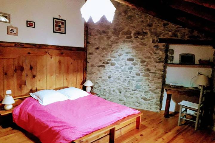 Gîte pour 10 personnes, avec jardin et terrasse à Targassonne - 2