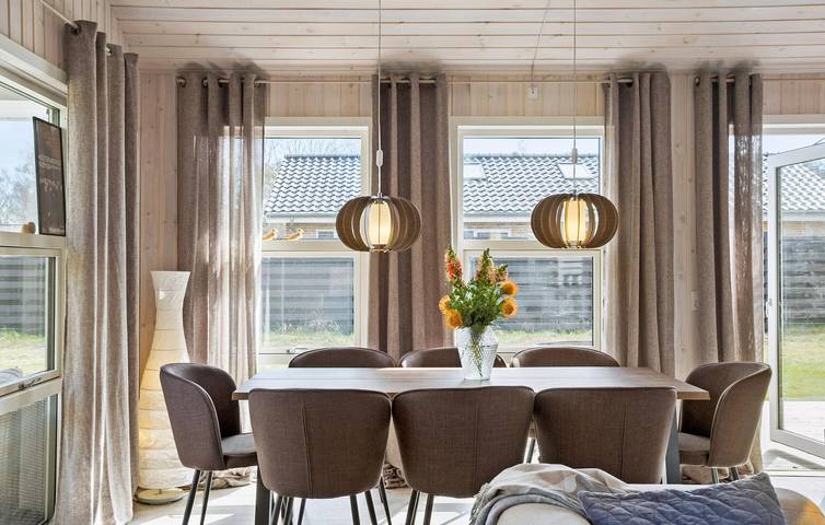 Ferienhaus für 8 Personen mit Terrasse in Gudmindrup Lyng, Højby