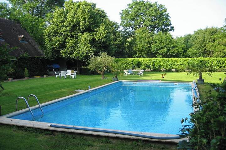 Maison de vacances pour 4 personnes, avec Balcon ainsi que Jardin et Piscine