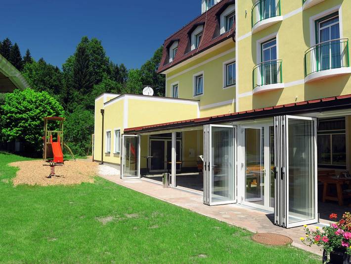 Kirchenwirt Aigen - Standard Einzelzimmer in Rottenmanner und Wölzer Tauern, Aigen im Ennstal