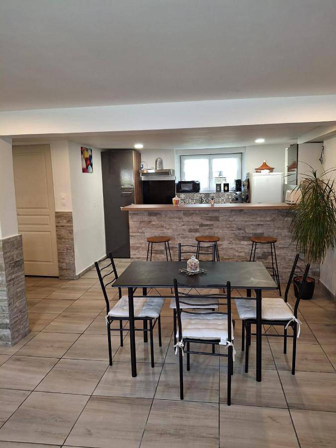 Gîte pour 5 personnes, avec Vue à Plourin-lès-Morlaix