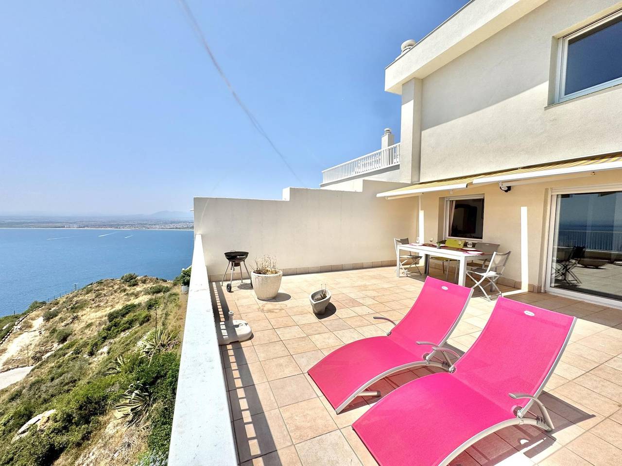 Geheel vakantieappartement, Vakantieappartement voor 6 personen met zwembad in Roses, Upper Empordà