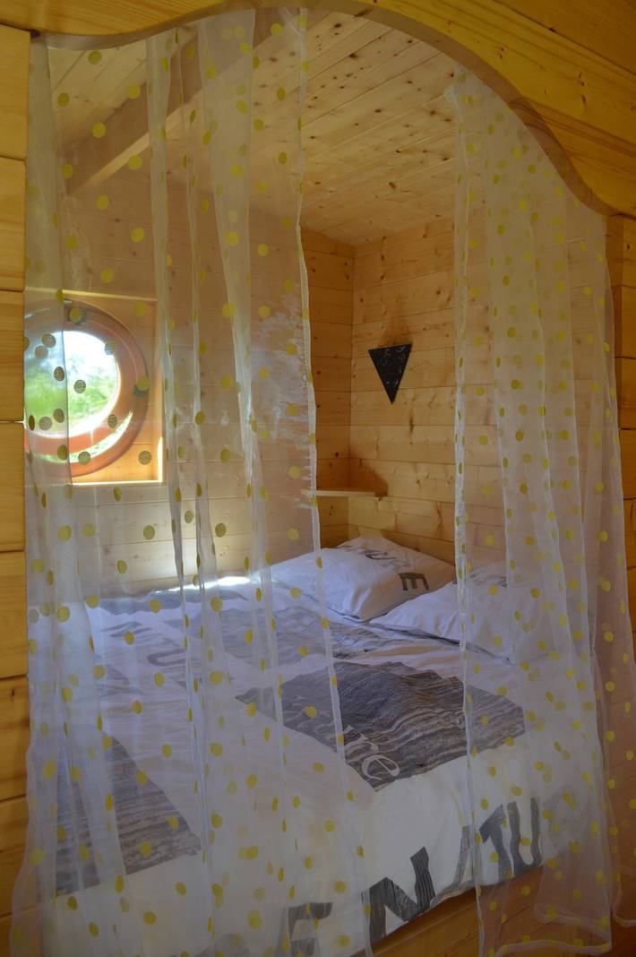 Gîte „Insolite Roulotte“ für 5 Personen mit privater Terrasse und eigenem Garten in Seux, Amiens und Umgebung