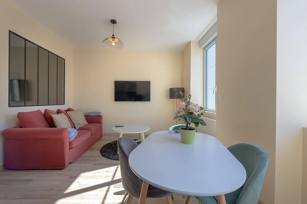 Entire apartment, Black Pearl in Saint-Étienne, Pilat Regional Nature Park
