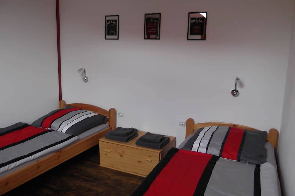 Außergewöhnliche Unterkunft für 4 bis 8 Personen auf 160 m², Erholung garantiert in Frielendorf, Knüllgebirge