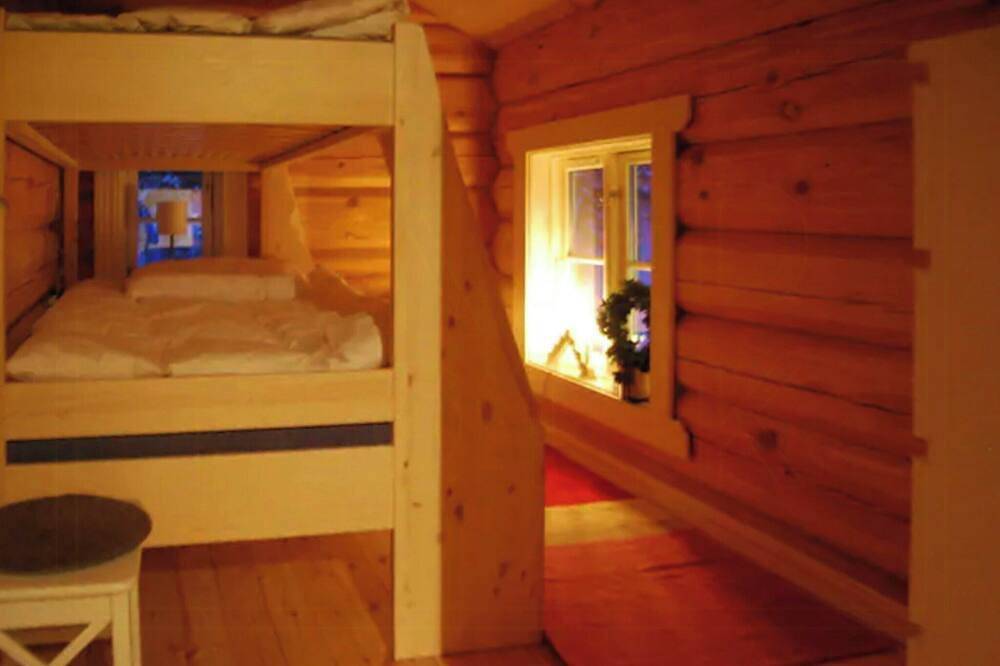 Handgefertigtes Blockhaus am See in Vemdalen in Vemdalen, Jämtland