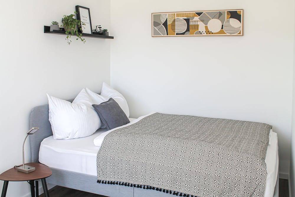 Appartement entier, Close to the city center, balcony, parking space, lockable bike box with charging facility  in Deutsches Eck, Coblence